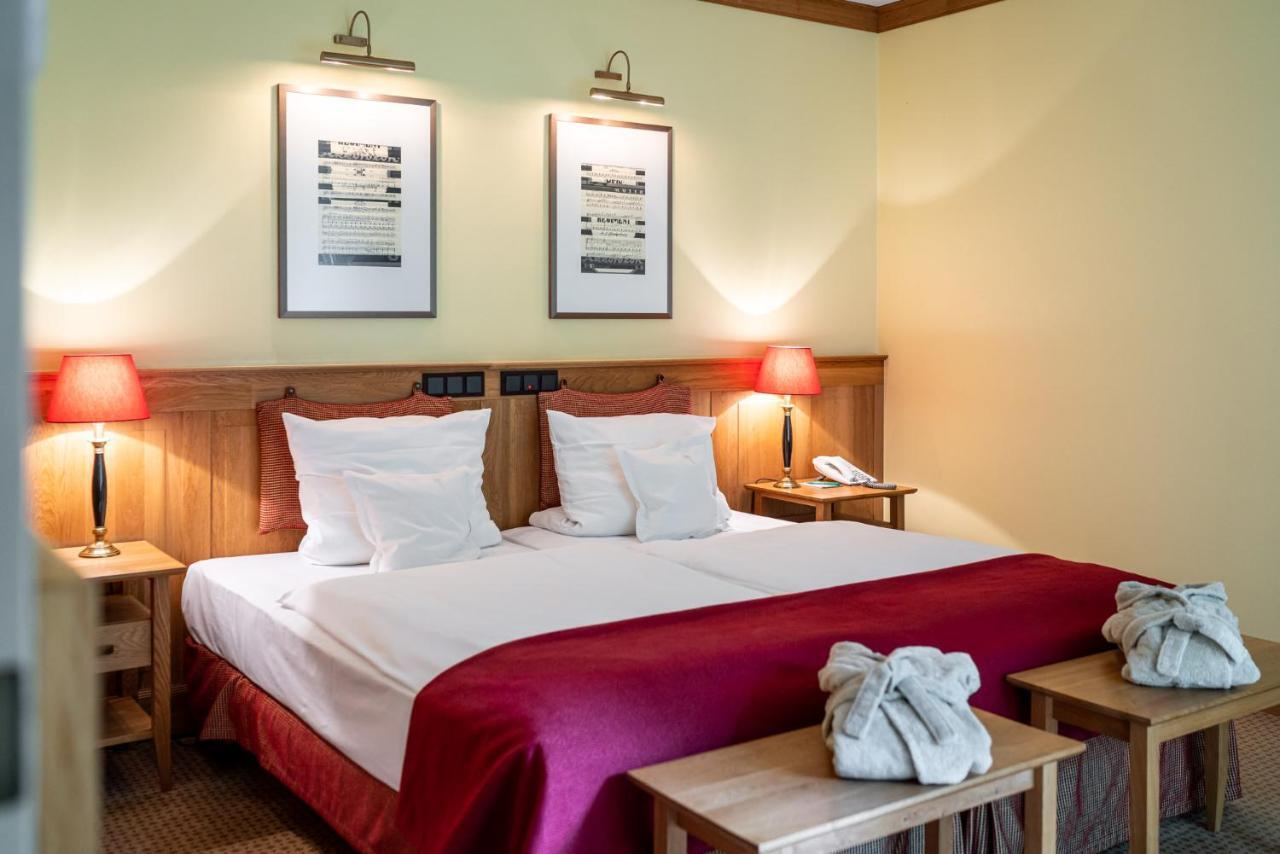 Waldhotel Tannenhaeuschen Wesel  Zewnętrze zdjęcie